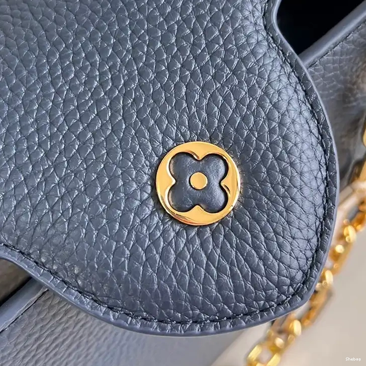 2408YA0104 Bags LV 0519
